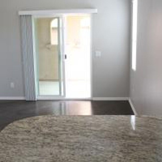 Building Photo - 3 Bedroom Condo for Rent in Murrieta
