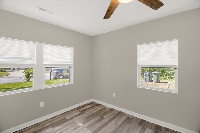 Building Photo - 2510 Harley Dr