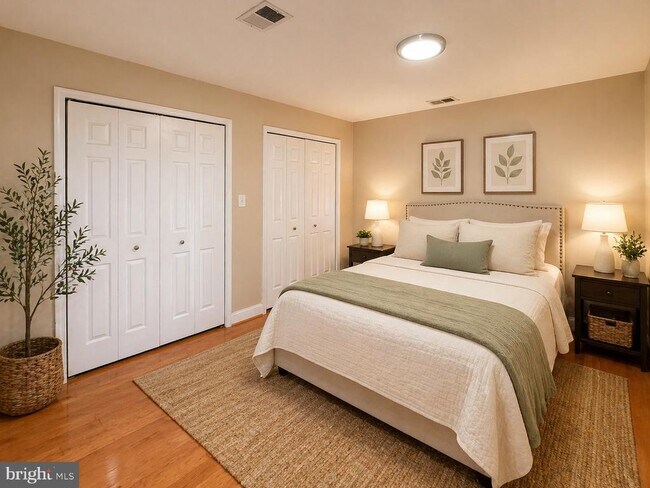 Building Photo - 1421 T St NW