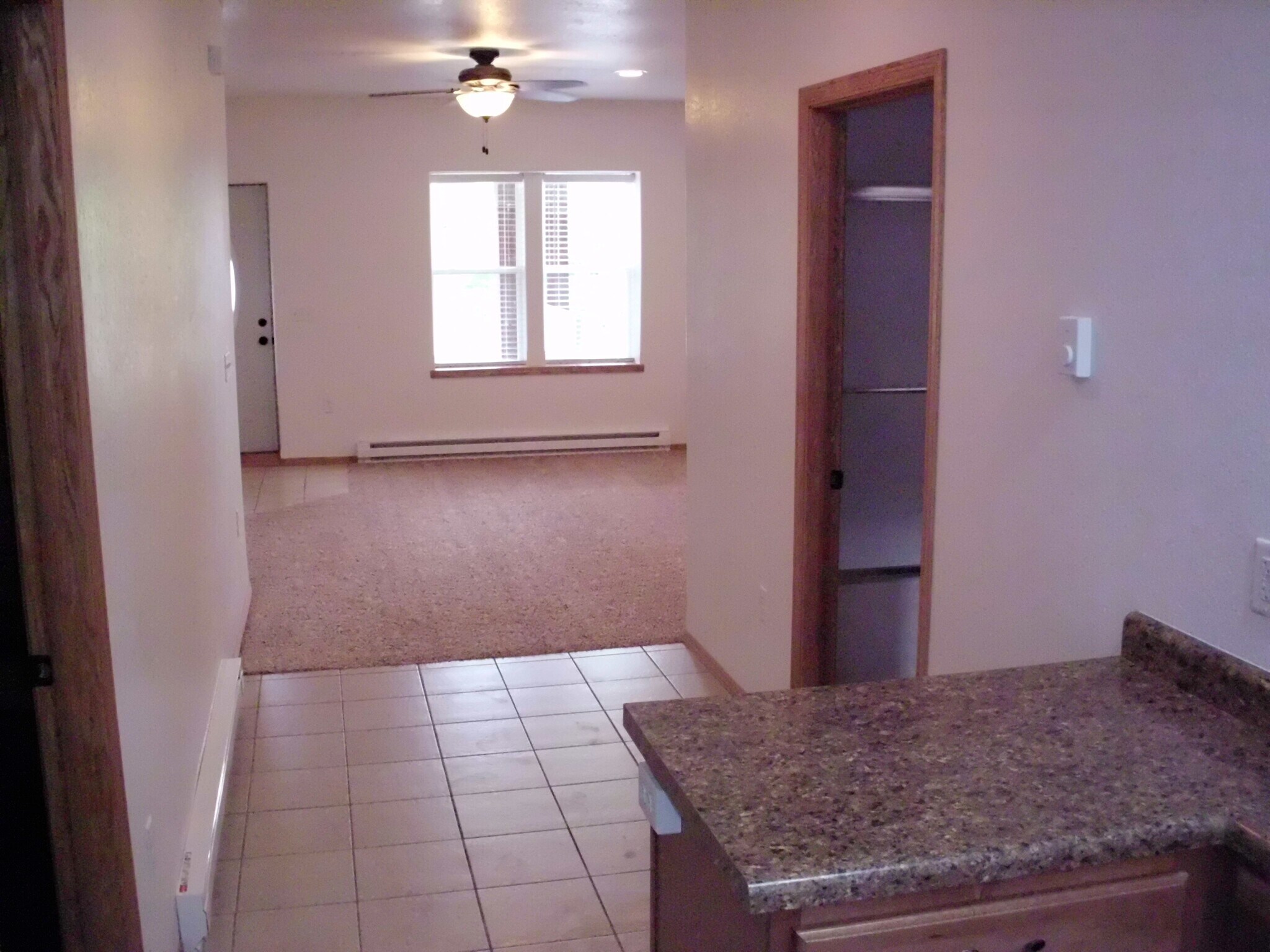 Building Photo - 1303 E 2nd St