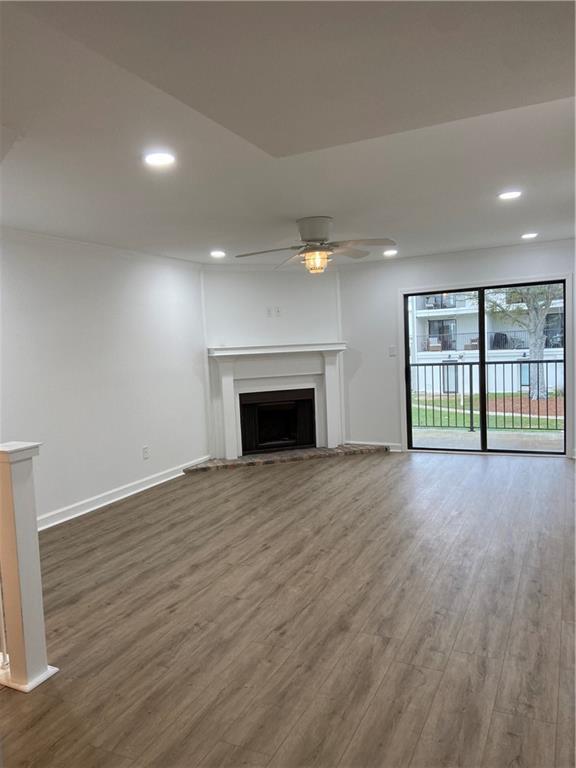 Building Photo - 710 S Mobile St