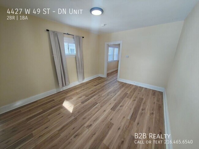 Building Photo - 4427 W 49th St