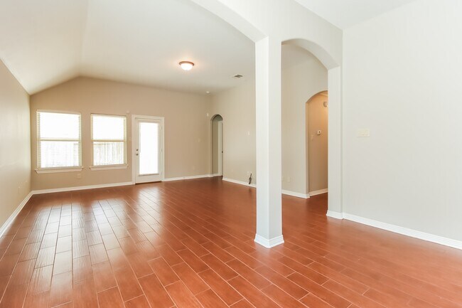 Building Photo - 11127 Overland Trail Dr