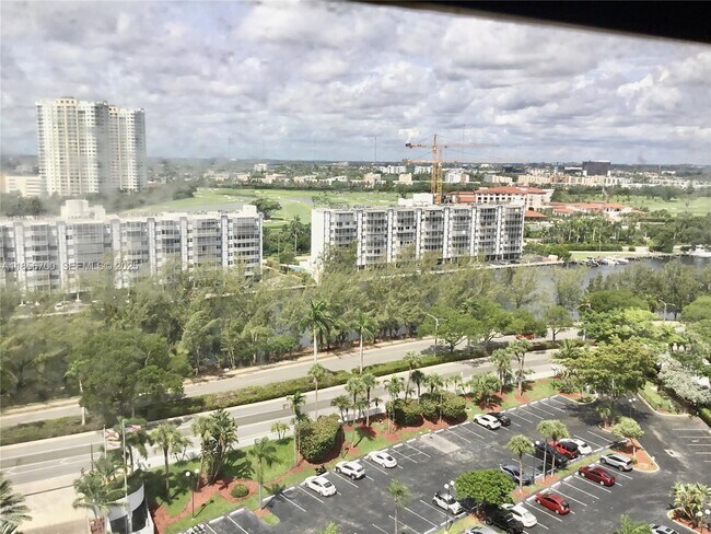 Building Photo - 300 Three Islands Boulevard