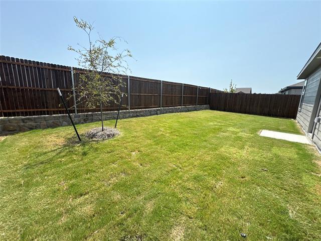 Building Photo - 2213 Neyland Dr