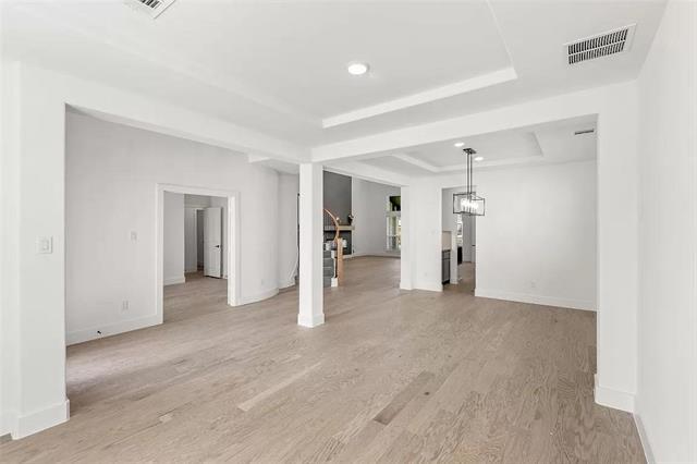 Building Photo - 5501 Pooley Ln