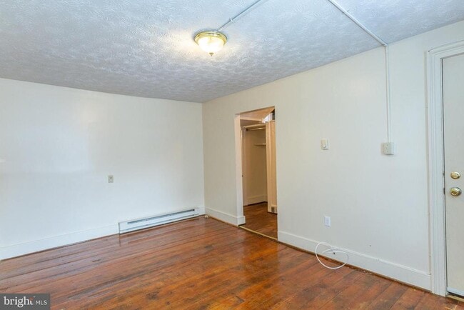 Building Photo - 32 Patrick Henry Way