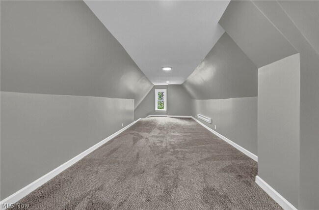 Building Photo - 2221 E 97th St