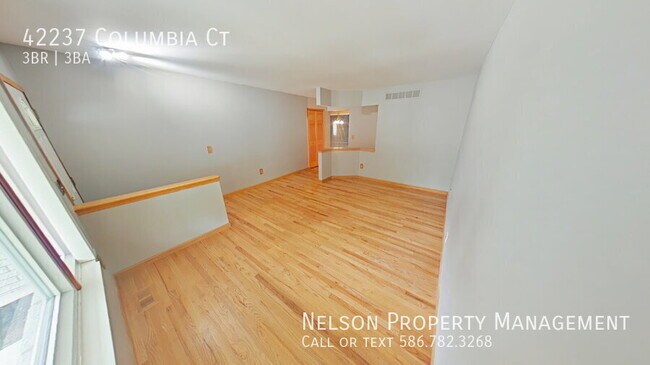 Building Photo - 42237 Columbia Ct