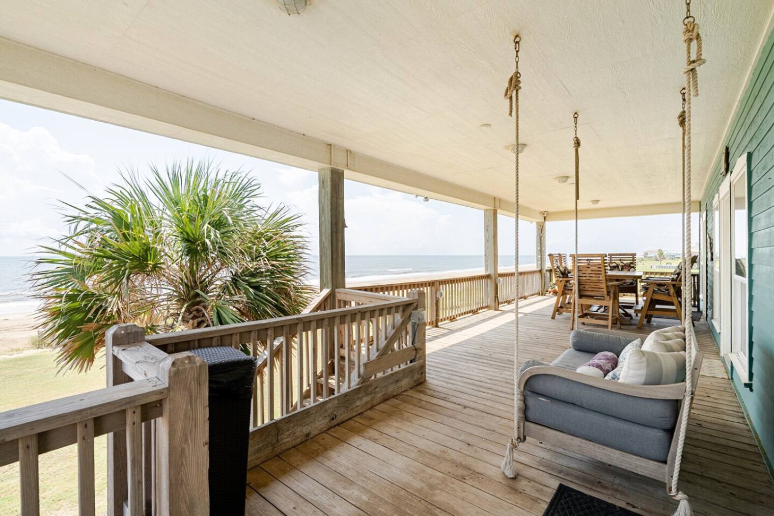 Building Photo - 986 Dolly St