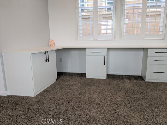 Building Photo - 5983 Ginger Dr