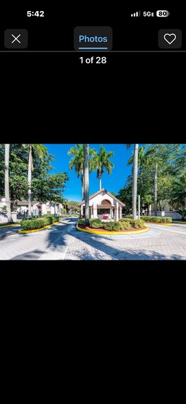 Building Photo - 9436 SW 140th Ct