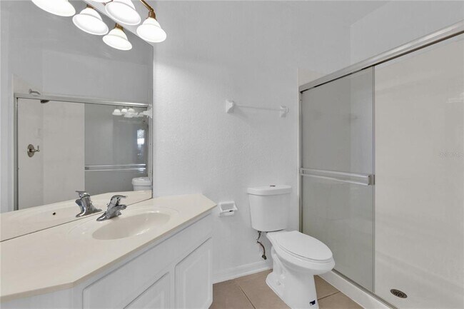 Building Photo - 8300 Portofino Dr