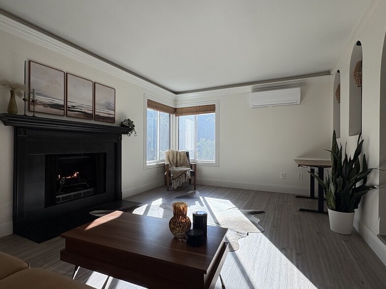 Building Photo - 13724 Ruette Le Parc