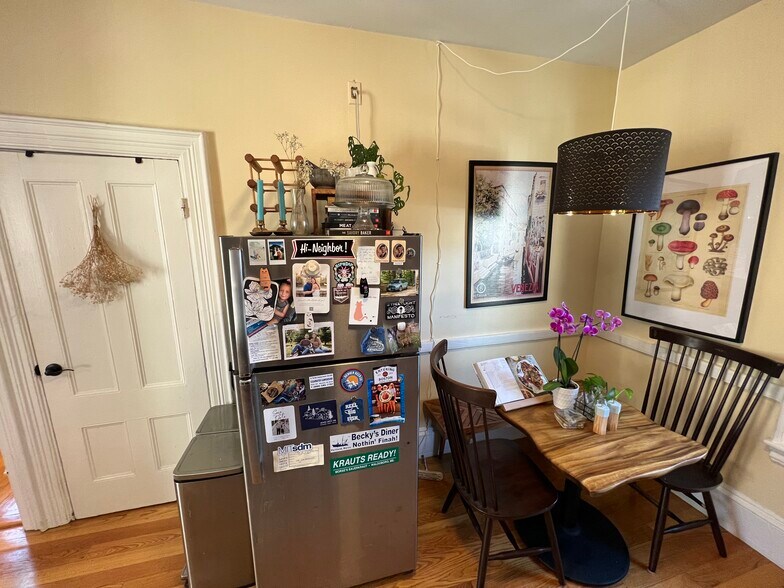 Building Photo - 12 Claremon St