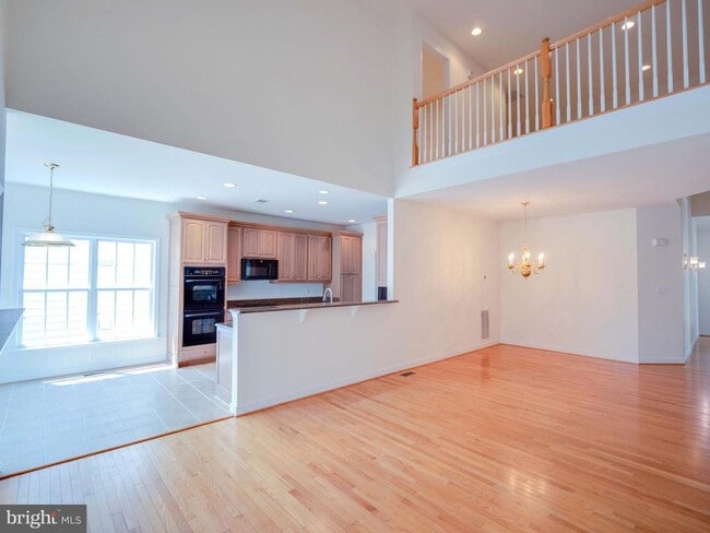 Building Photo - 6013 Calumet Ct