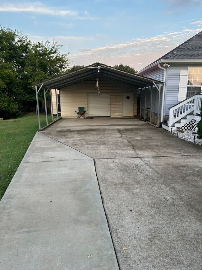 Building Photo - For Rent: Beautiful 3-Bedroom Home in Murf...