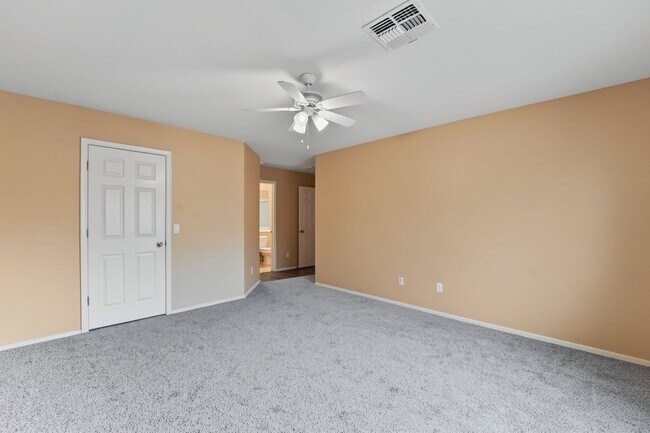 Building Photo - 25840 W Winslow Ave