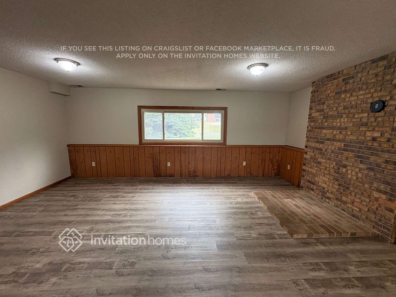 Building Photo - 7897 Kingsview Ln N