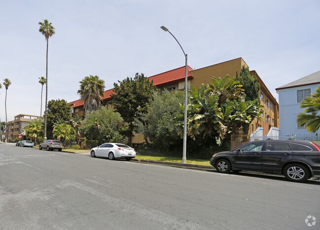 Building Photo - 400 Gramercy