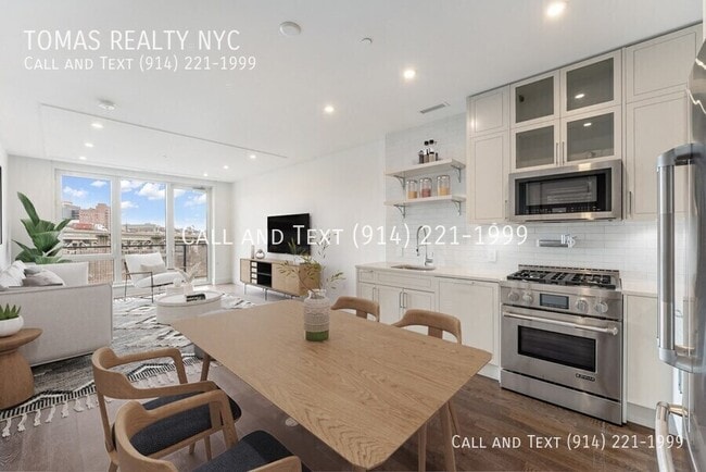 Building Photo - 372 9th St