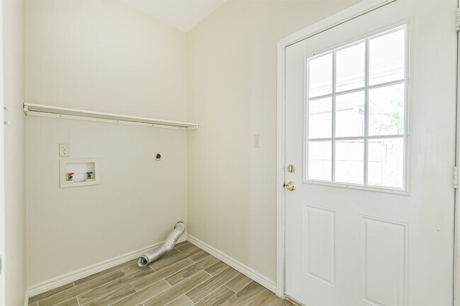 Building Photo - 16913 W Juneau St