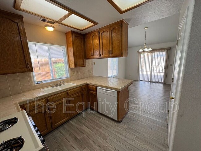 Building Photo - 314 S Citrus Ct