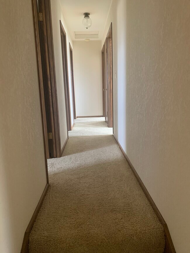 Building Photo - 4790 N 186th St