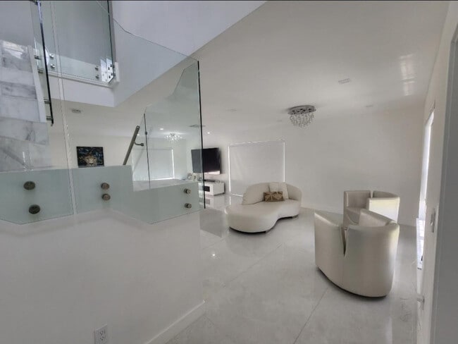 Building Photo - 9706 NW 51st Terrace