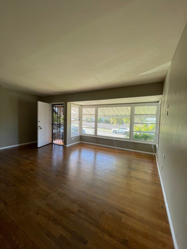 Building Photo - 6814 Waite Dr
