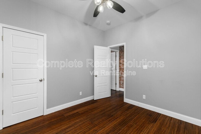 Building Photo - 3466 S Spring Ave