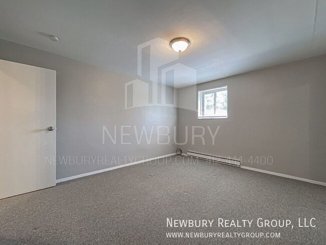 Building Photo - 1459 Poplar St