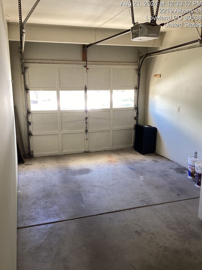 Building Photo - Great 2 Bed, 1 Bath Duplex with Attached Garage in Northern Loveland