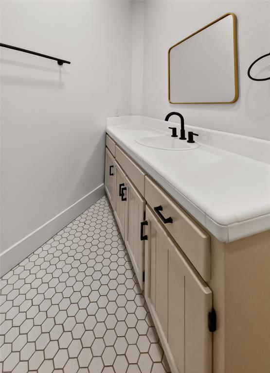 Building Photo - 6106 FM Rnch