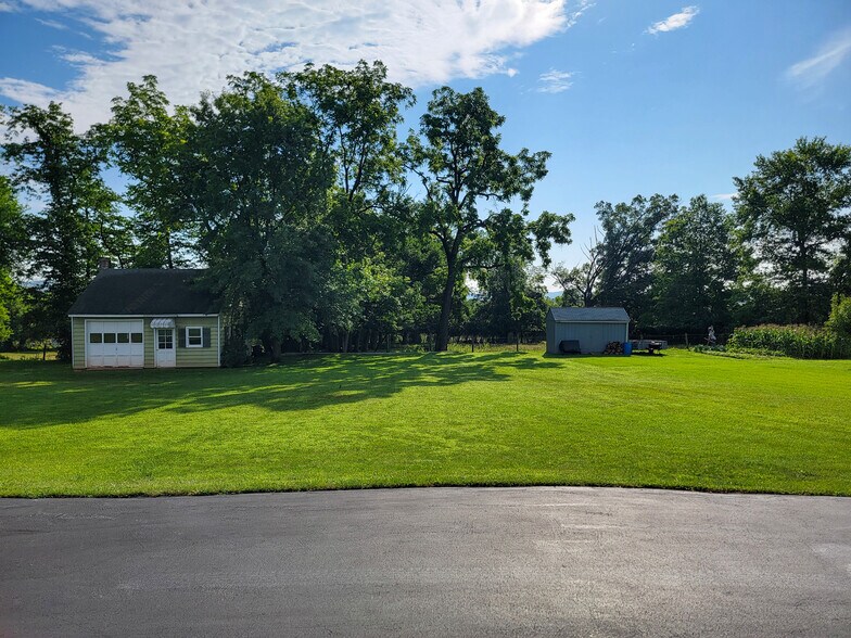 Building Photo - 2132 Kramer Mill Rd
