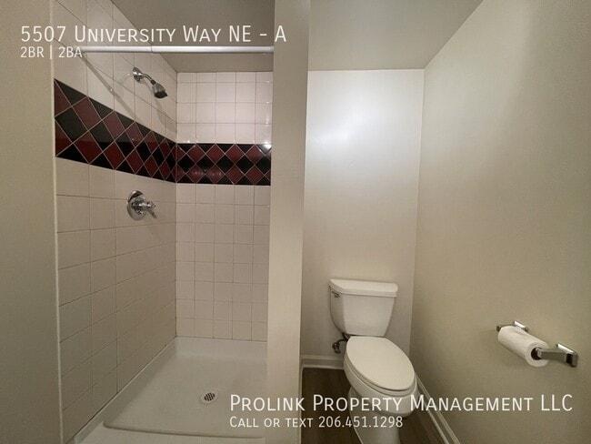 Building Photo - 5507 University Wy NE