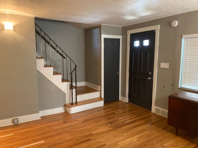 Primary Photo - UNBELIEVABLE NEW OAKLAND HOUSE AVAILABLE A...