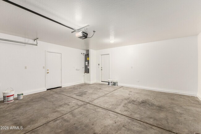 Building Photo - 9857 E El Moro Ave