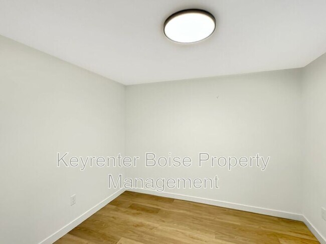 Building Photo - 1516 1/2 N 7th St