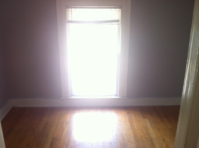 Building Photo - 1101 Tippecanoe St