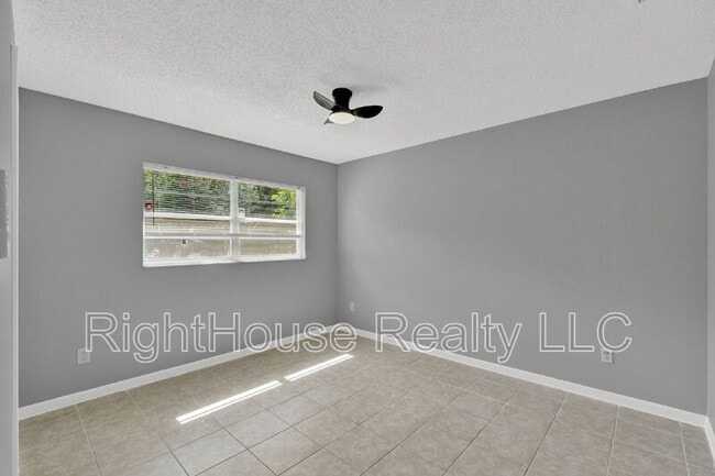 Building Photo - 3705 Rundo Dr