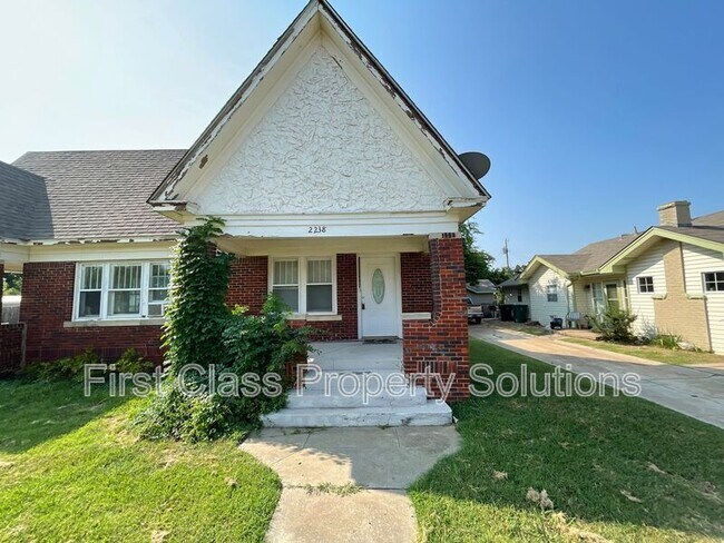 Primary Photo - 2238 NW 22nd St