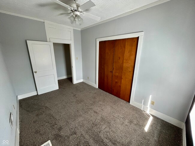 Building Photo - 639 Stevens St