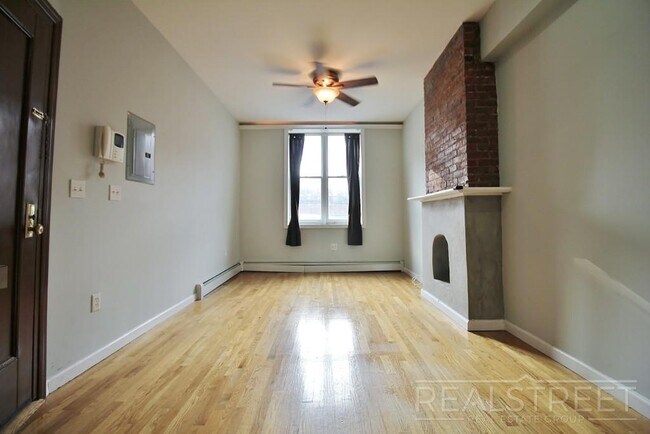 Floorplan - 479 Hicks St