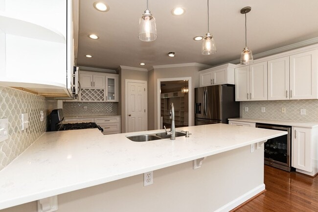 Building Photo - Meticulous Four Bedroom Dream Home!