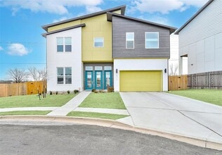 Building Photo - 6317 Toscana Ave