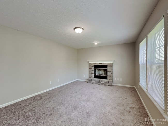 Building Photo - 16736 Yeoman Way