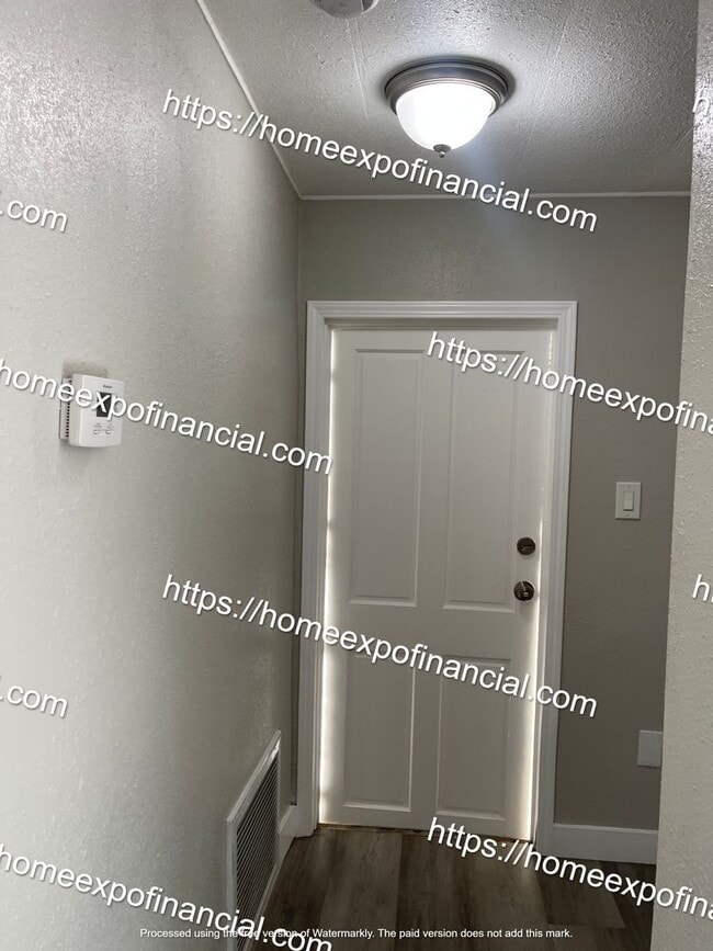 Building Photo - Nice Home For Rent