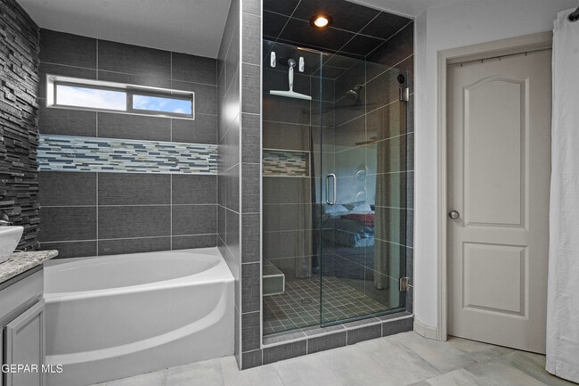 Building Photo - 12800 Tierra Alexis Dr