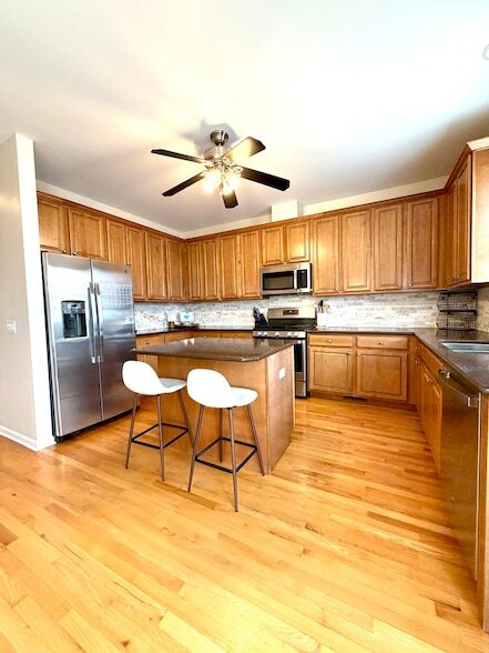 Building Photo - 362 Broadmoor Ln